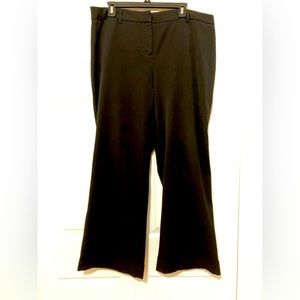 Lane Bryant Women’s Trousers in Black. Size 16